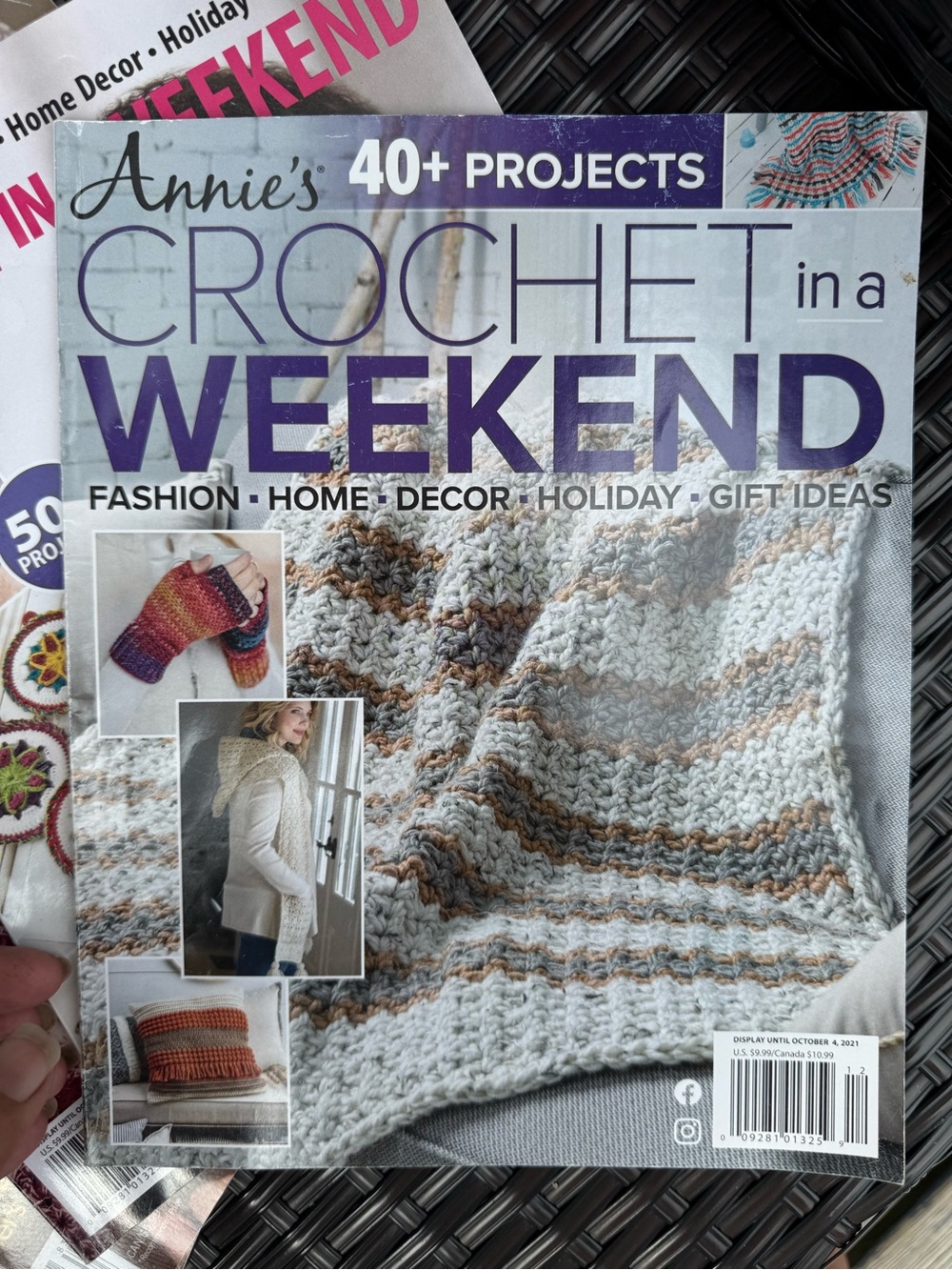 5 Crochet Pattern Magazines - Picture 2 of 6